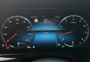 2021 مرسيدس-بنز الفئة - E E300