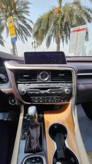 2018 لكزس ار اكس 350