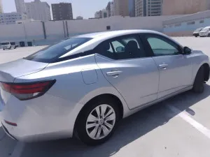 2020 نيسان سنترا Midnight Edition