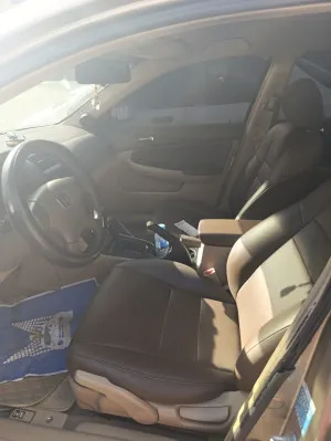 2005 هوندا أكورد EX-L