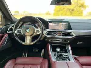 2021 BMW X6 M50i