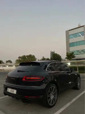 2015 بورش ماكان GTS
