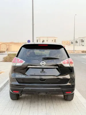 2015 نيسان روج SL