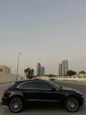 2015 بورش ماكان GTS