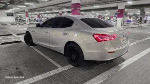 2015 مازيراتي جيبلي ١ GranLusso