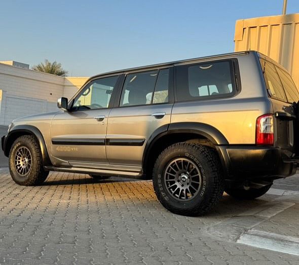 2003 نيسان بترول سوبر سفاري Super AT