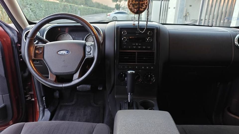 2010 فورد اكسبلورر Platinum