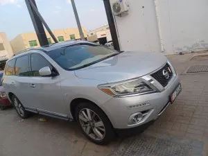 2015 نيسان باثفايندر S