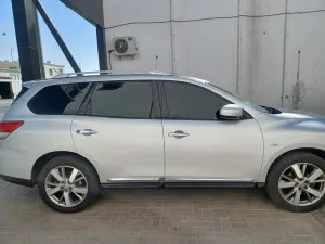 2015 نيسان باثفايندر S