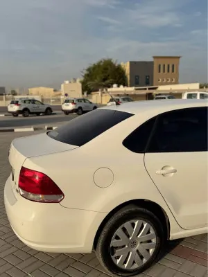 2016 فولجس فاجن بولو BlueGT