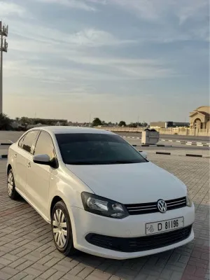 2016 فولجس فاجن بولو BlueGT