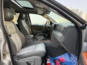 2007 جييب شيروكي Specs