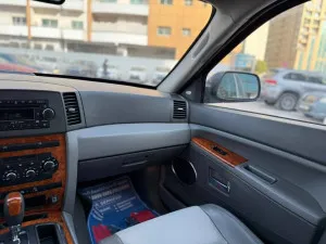 2007 جييب شيروكي Specs