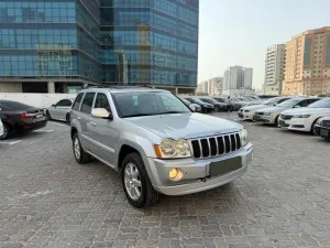 2007 جييب شيروكي Specs