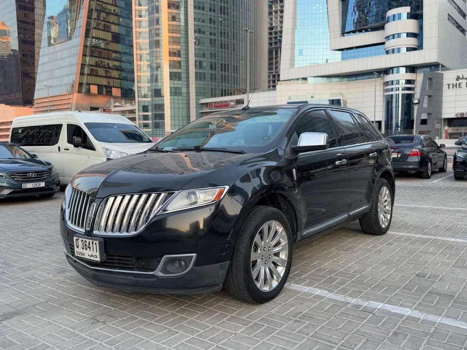 2014 لينكولن ام كي اكس Reserve