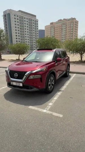 2021 نيسان روج SL