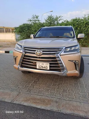 2018 Toyota Land Cruiser GXR