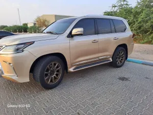 2018 Toyota Land Cruiser GXR