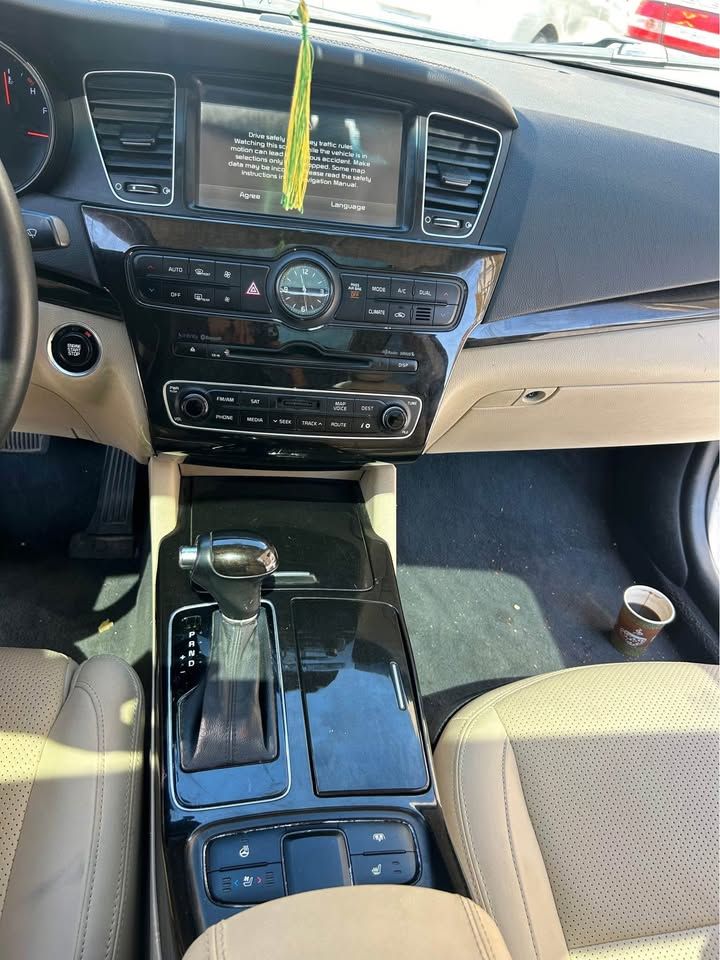 2014 Kia Cadenza Limited