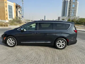 2020 كرايسلر باسفيكا Touring