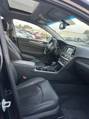 2018 هيونداي سوناتا SE