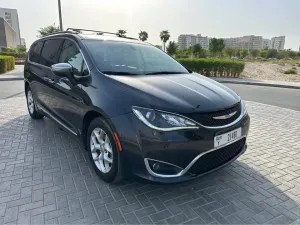 2020 كرايسلر باسفيكا Touring