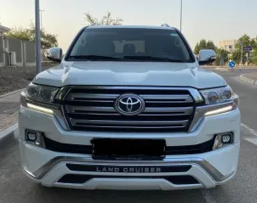 2017 Toyota Land Cruiser Safari