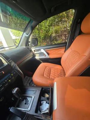 2011 Toyota Land Cruiser GXR