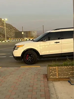 2014 فورد اكسبلورر Limited
