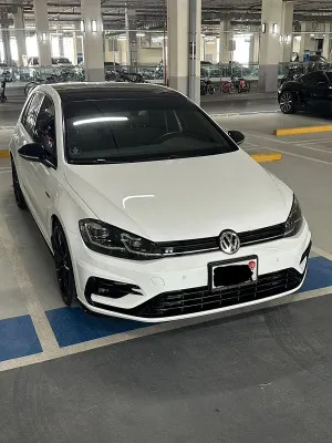 2019 Volkswagen Golf R