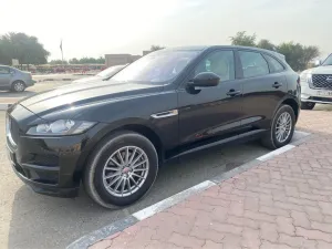 2017 جاكوار اف بيس S