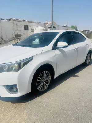 2015 تويوتا كورولا Exclusive