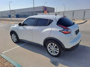 2016 نيسان جوك S