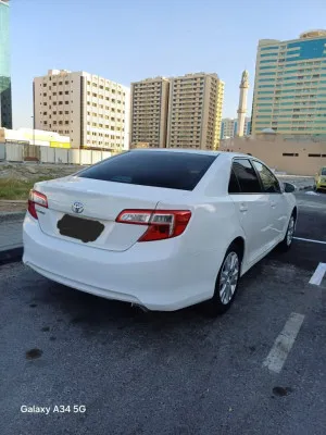 2014 Toyota Camry Hybrid LE