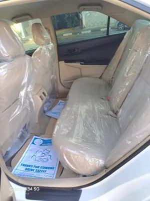 2014 Toyota Camry Hybrid LE