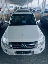 2014 ميتسوبيشي باجيرو GLS