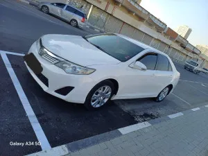 2014 Toyota Camry Hybrid LE