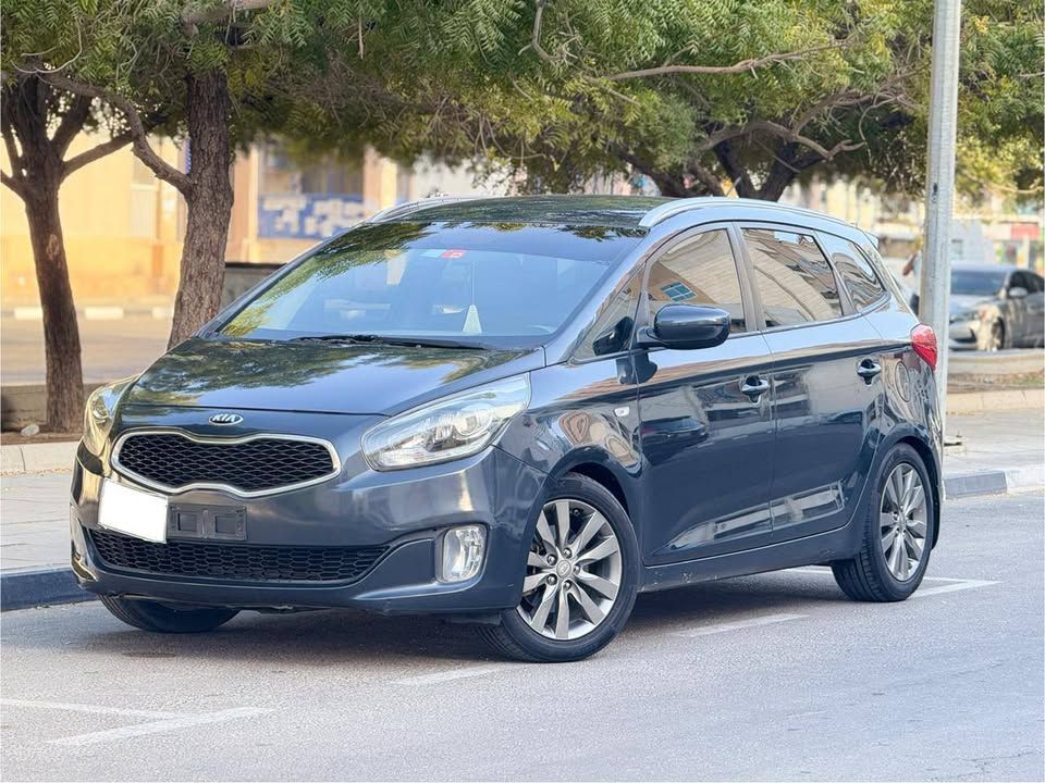 2014 Kia Carens Luxury Plus
