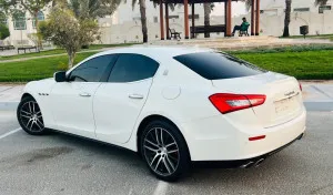 2014 مازيراتي جيبلي ١ S