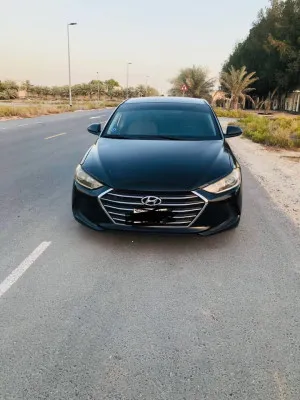 2017 هيونداي النترا SE