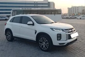 2022 ميتسوبيشي آي أس أكس LS