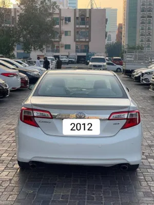 2012 تويوتا كامري SE Plus