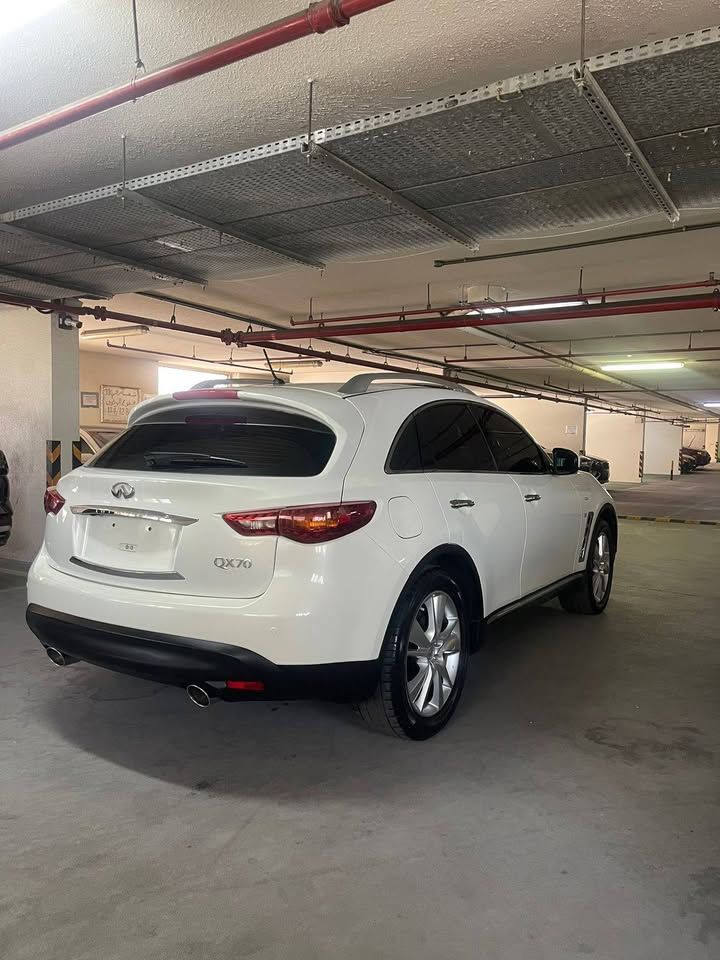 2014 Infiniti QX70