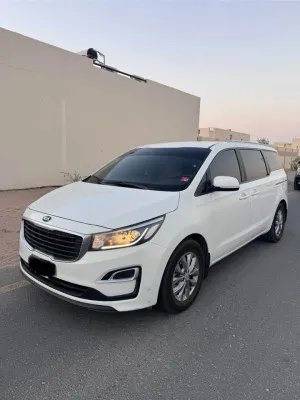 2019 كيا كارنفال LX