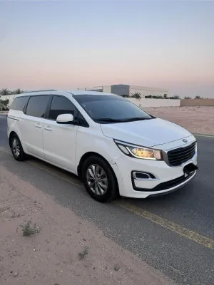 2019 كيا كارنفال LX