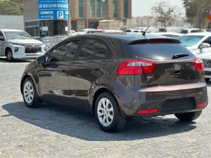 2014 كيا ريو S