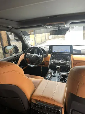 2025 لكزس ال اكس ٦٠٠ F-Sport