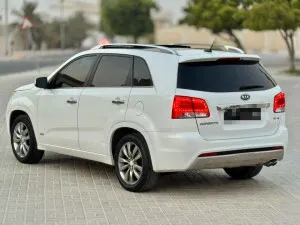2011 Kia Cerato EX hatchback