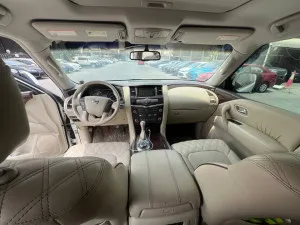 2014 Nissan Patrol LE