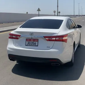 2014 تويوتا افالون S